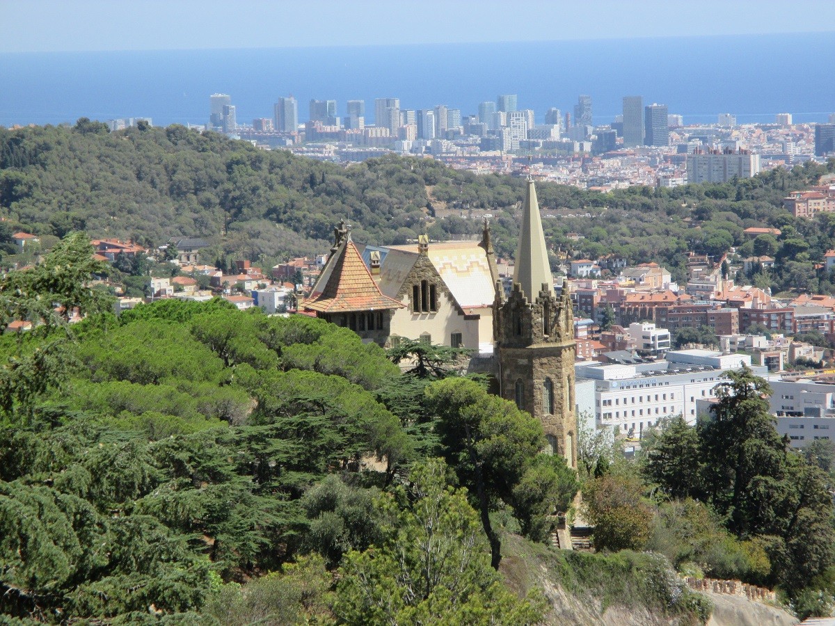 Catalan mosaic. One day in Barcelona at the top of Tibidabo