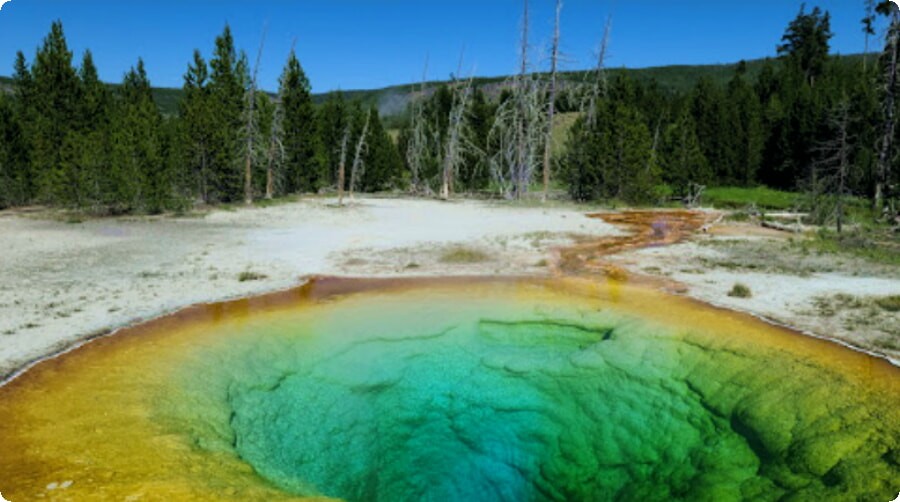 Pontos turísticos dos EUA. Parque nacional Yellowstone