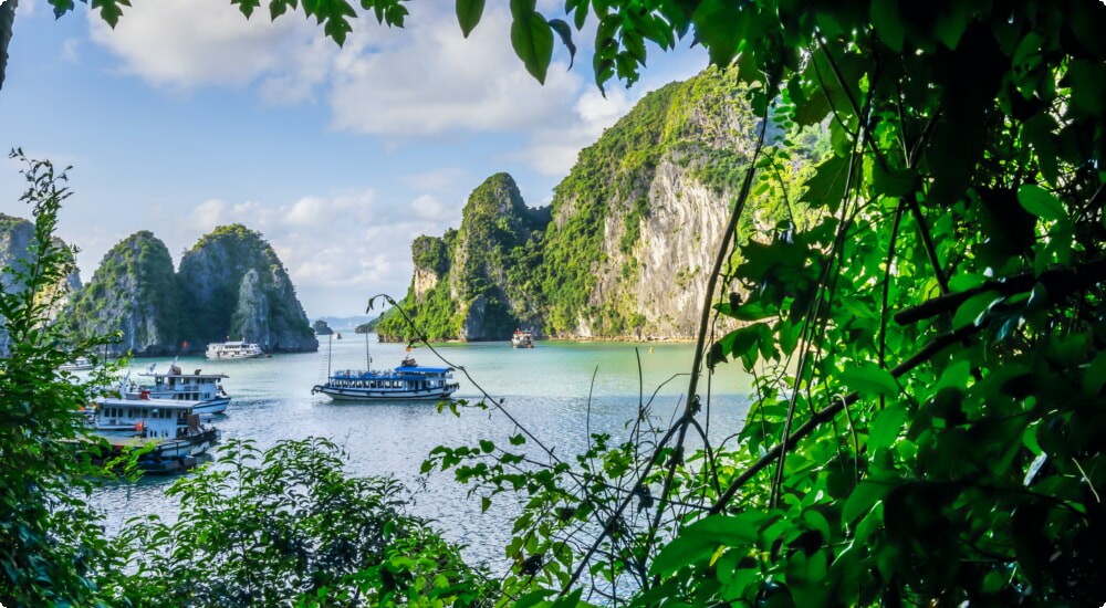 Ha Long Bay