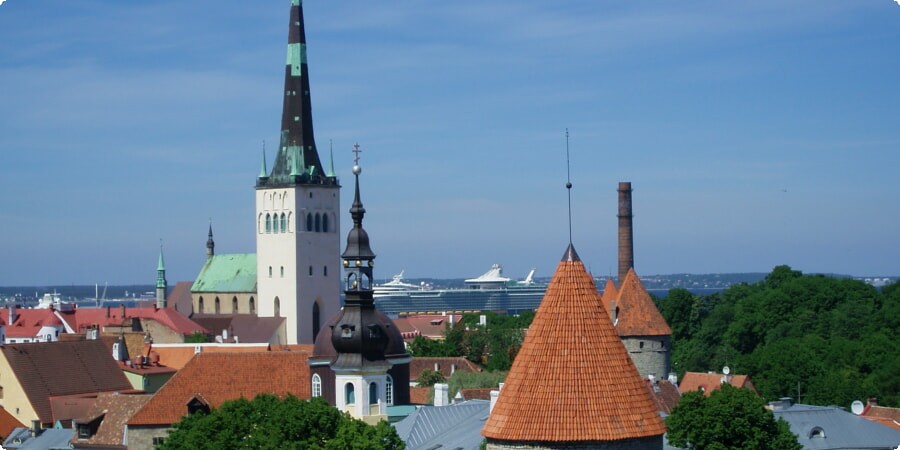 Tallinn Through the Lens