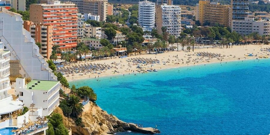 Magaluf for Solo Travelers