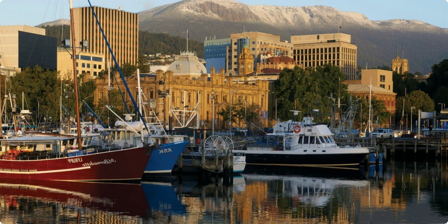 Hobart by Foot